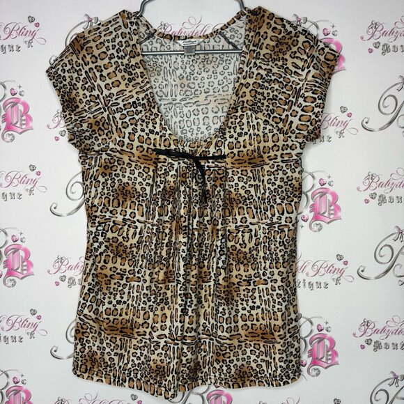Kathryn top animal print with ribbon 🎀 bow accent stretchy soft *flaw* y2k MOB - Picture 1 of 10